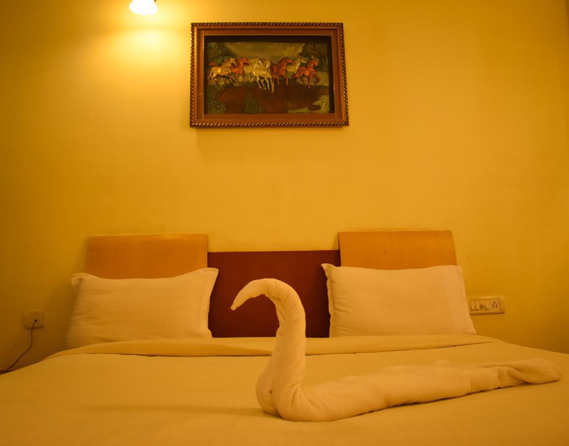 Ulo Hill Breeze Hotel Yelagiri Zewnętrze zdjęcie